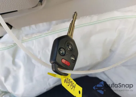 2014 Subaru Xv Crosstrek 2.0I Premium z USA, uszkodzony, nr VIN JF2GPACCXE8268005